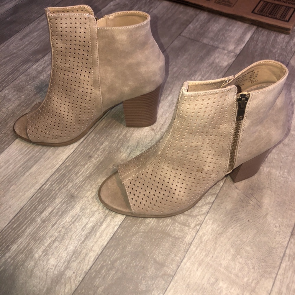 heeled booties with peep toe